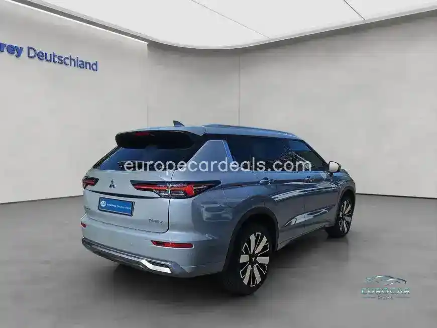 Mitsubishi Plug-in Hybrid Outlander