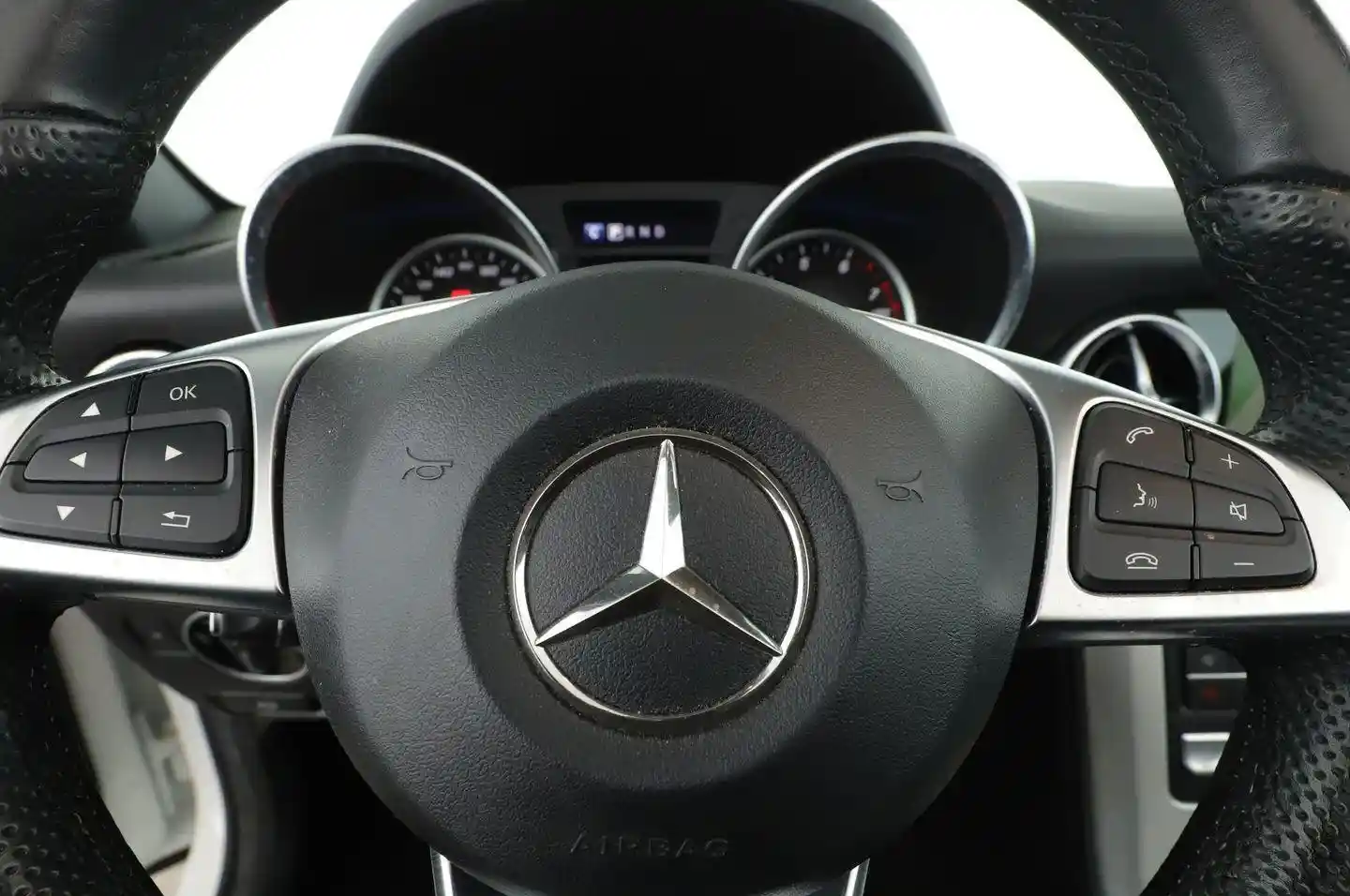 Mercedes-Benz SLC 200