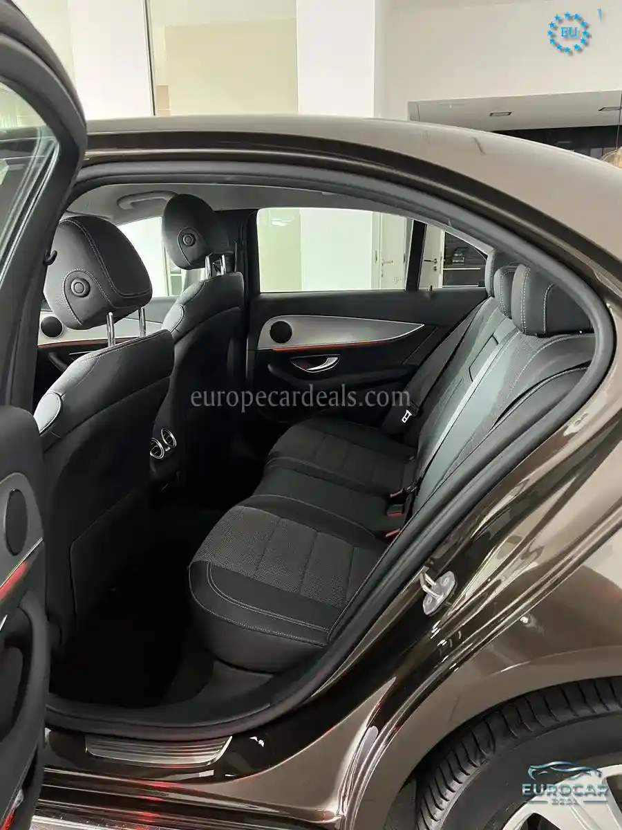 Mercedes-Benz E 200
