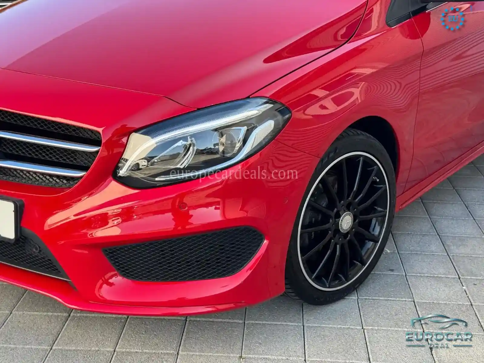 Mercedes-Benz B 180