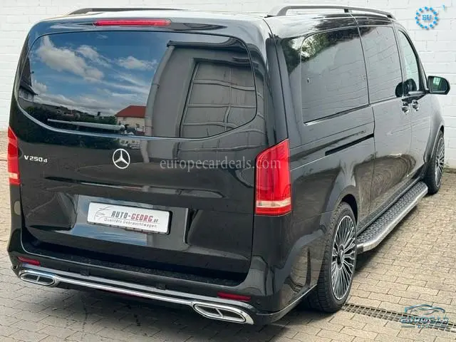 Mercedes-Benz V 220