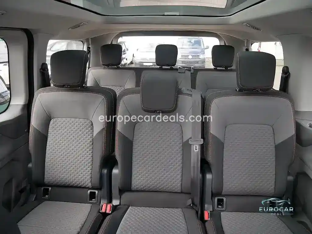 Volkswagen T7 Caravelle