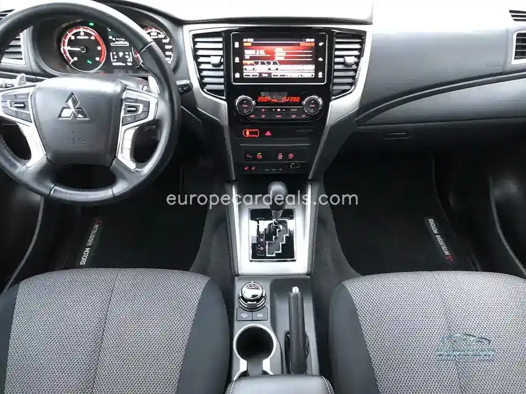 Mitsubishi L200
