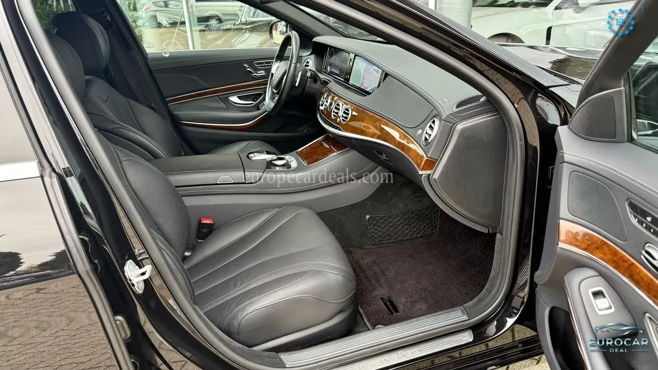 Mercedes-Benz S 400