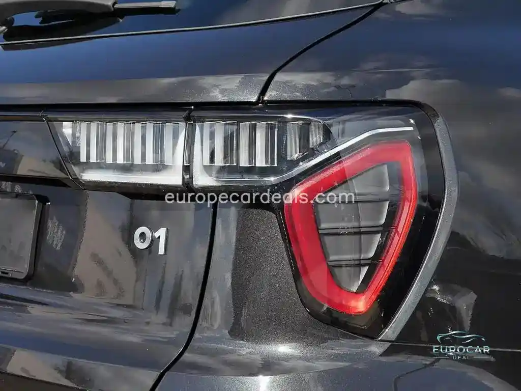 Lynk&Co 01