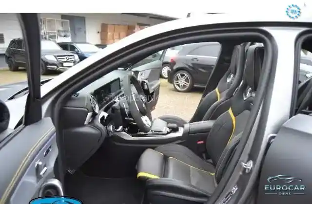 Mercedes-Benz A 45 AMG