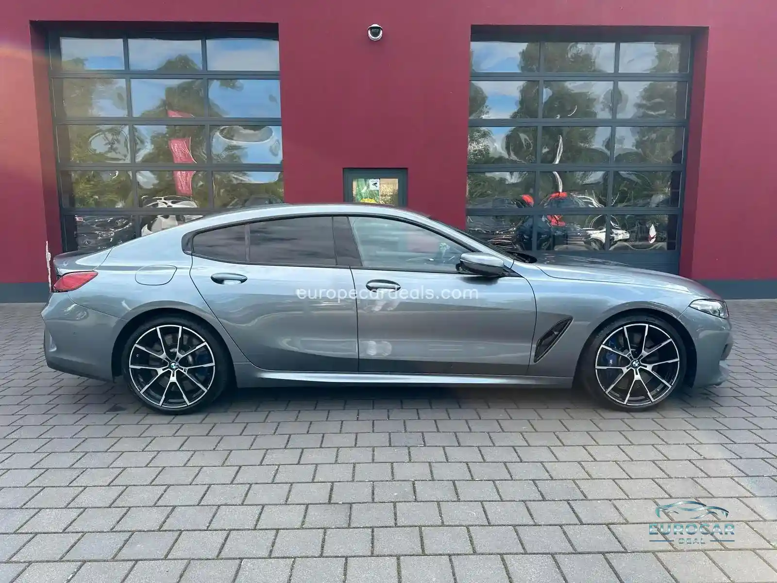 BMW M850