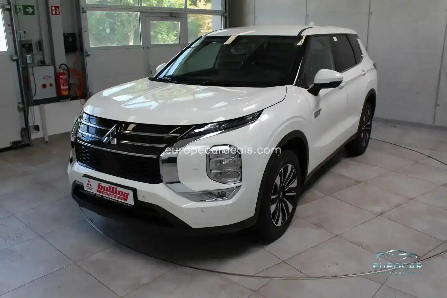 Mitsubishi Plug-in Hybrid Outlander