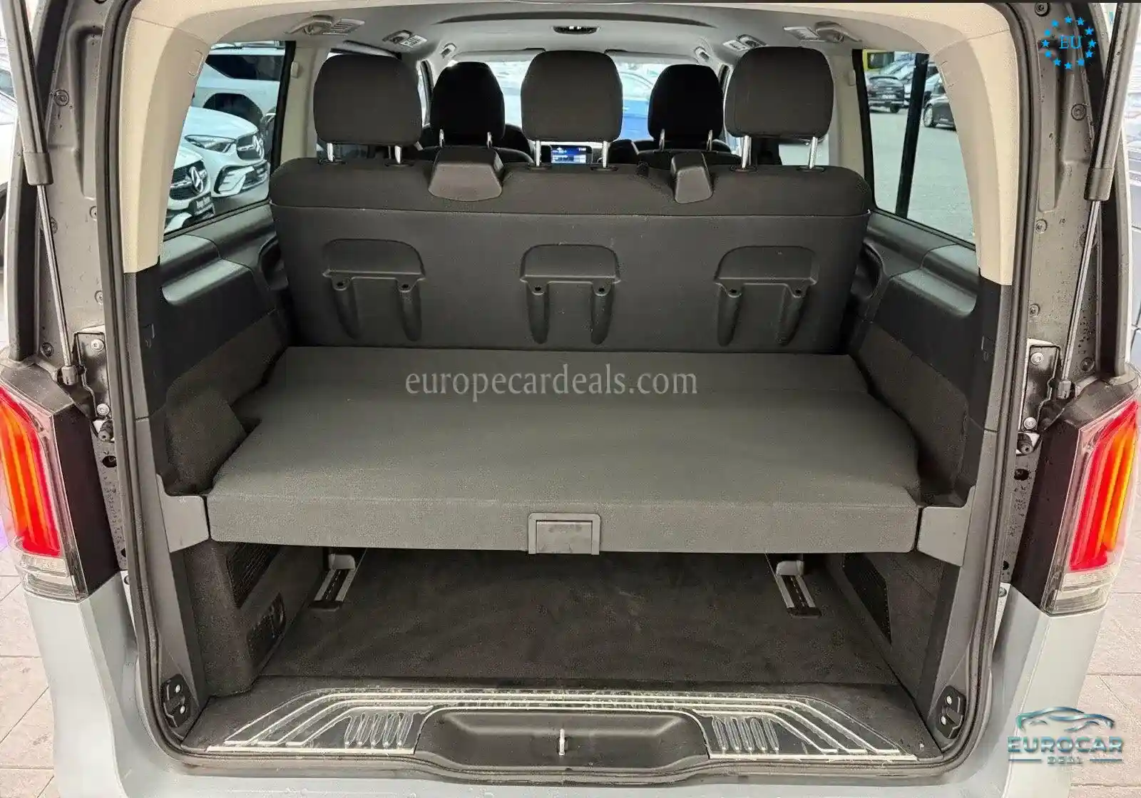 Mercedes-Benz V 250