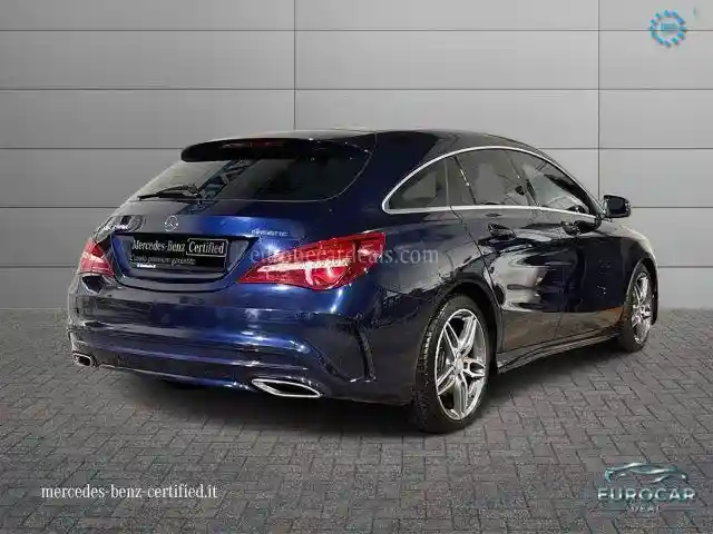 Mercedes-Benz CLA 200