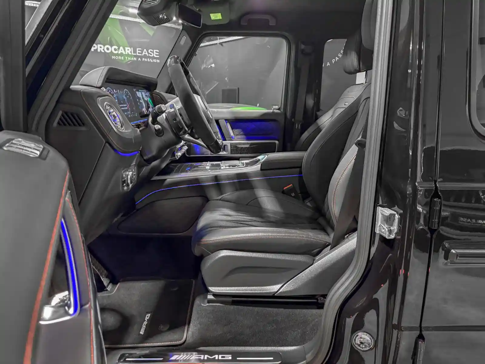 Mercedes-Benz G 500