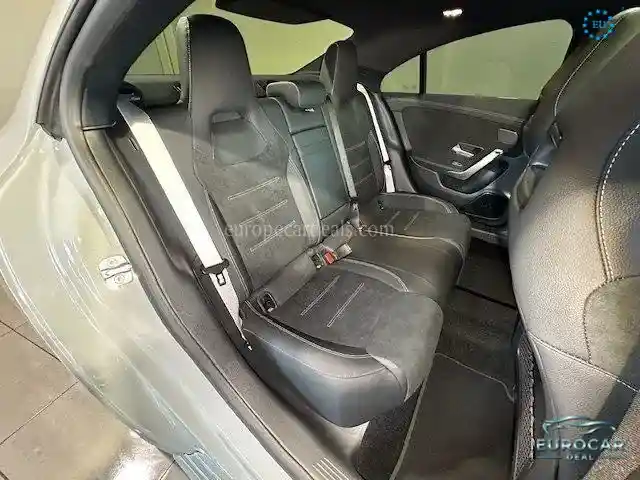 Mercedes-Benz CLA 220