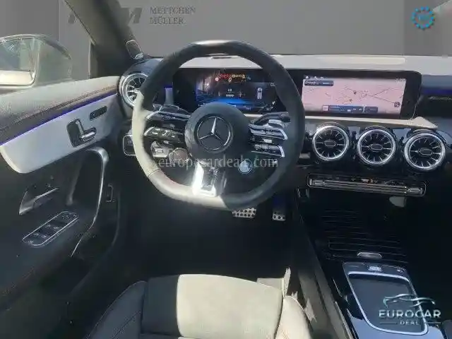 Mercedes-Benz CLA 45 AMG Shooting Brake