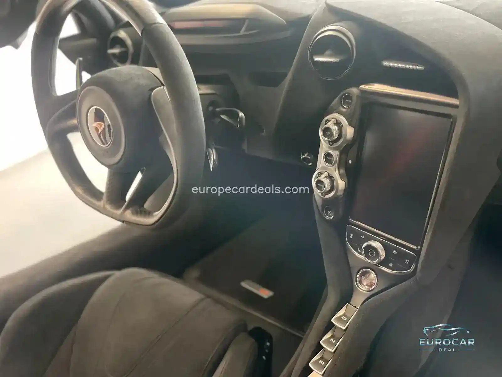 McLaren 765LT