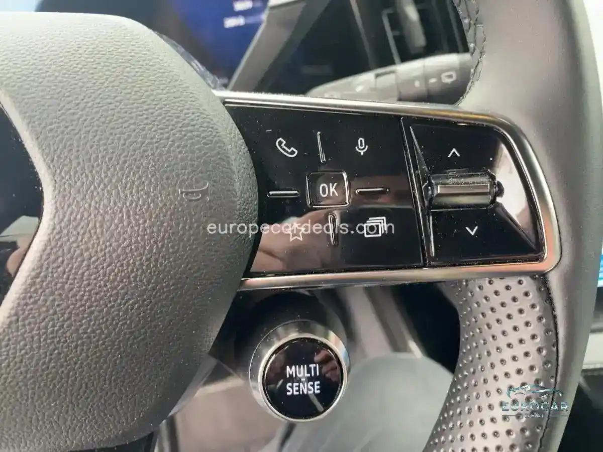 Renault Scenic E-TECH