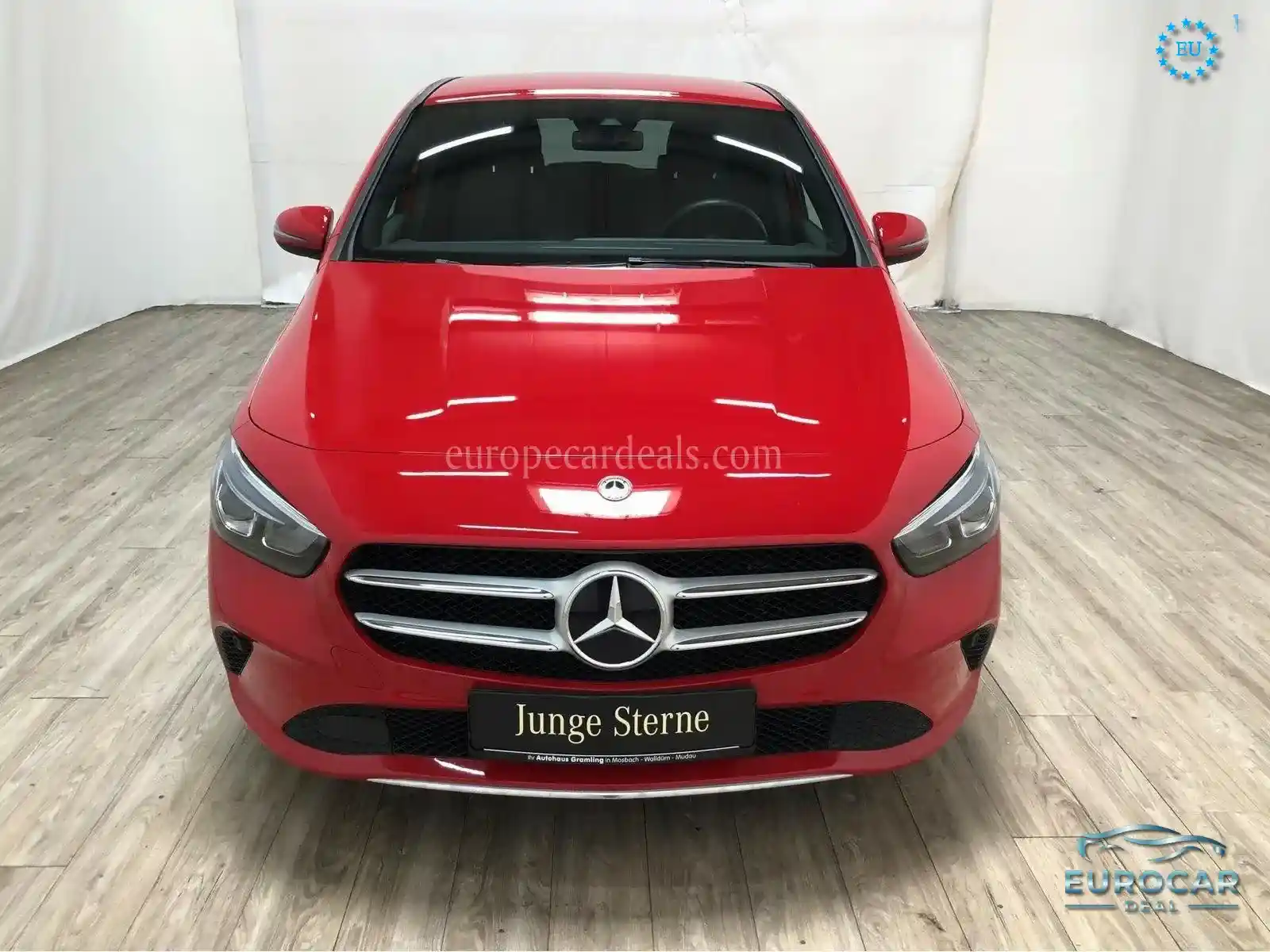 Mercedes-Benz B 180