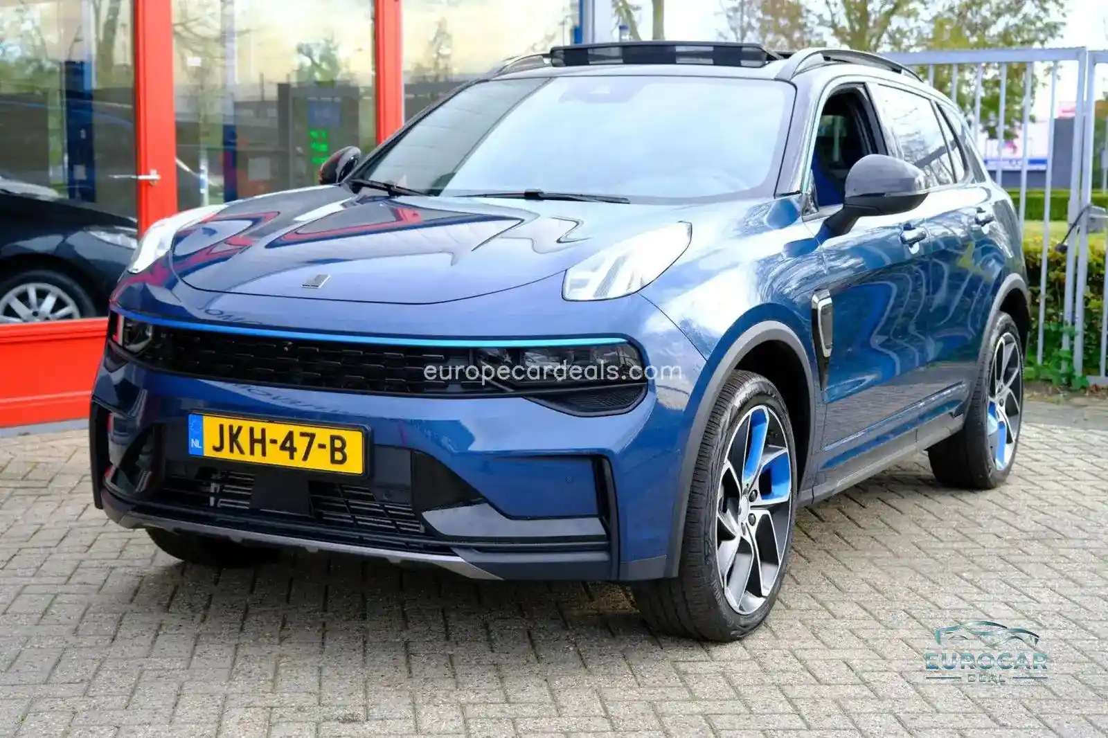 Lynk&Co 01
