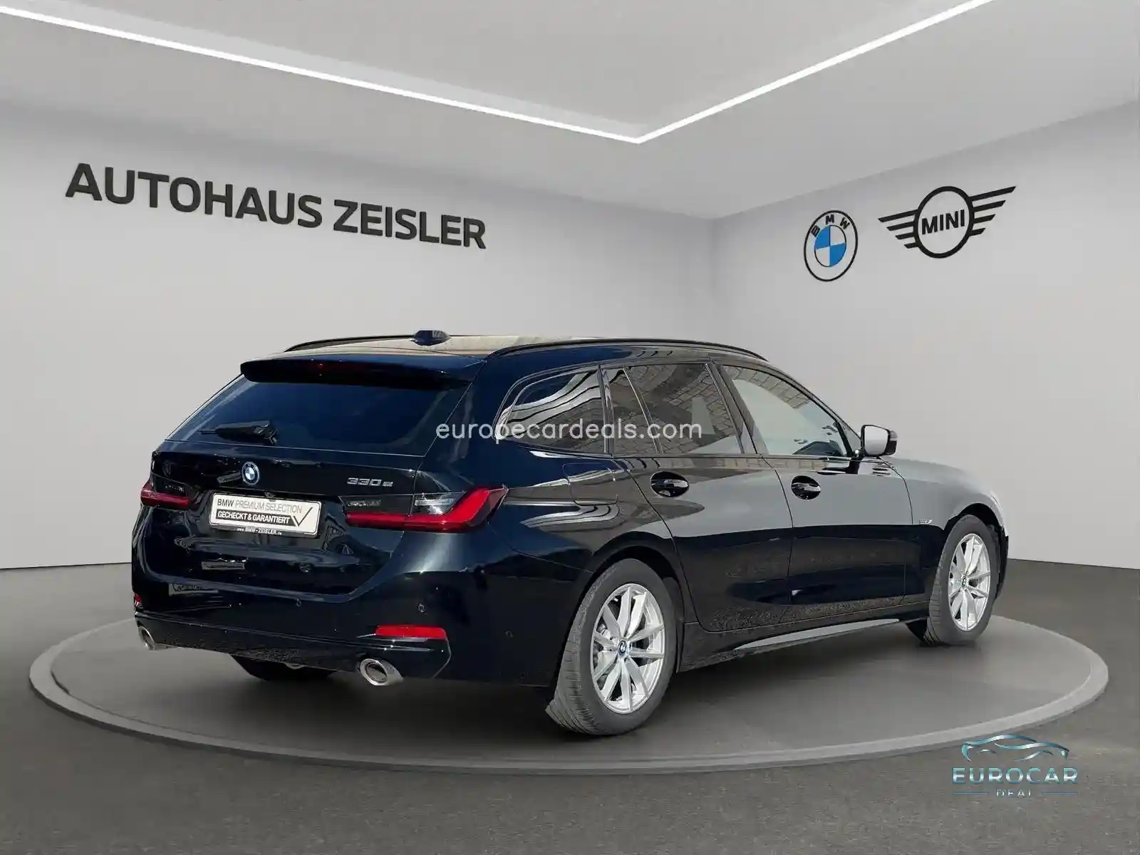 BMW 330