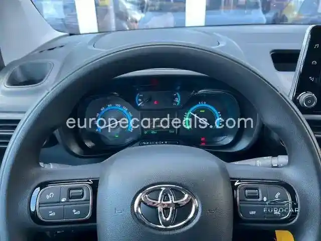 Toyota Proace City