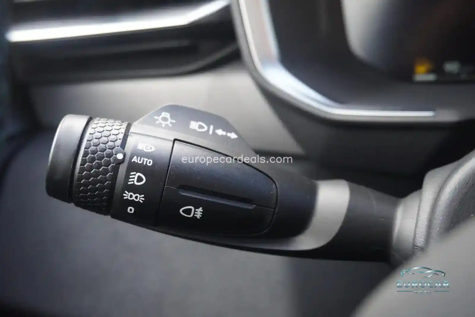 Lynk&Co 01