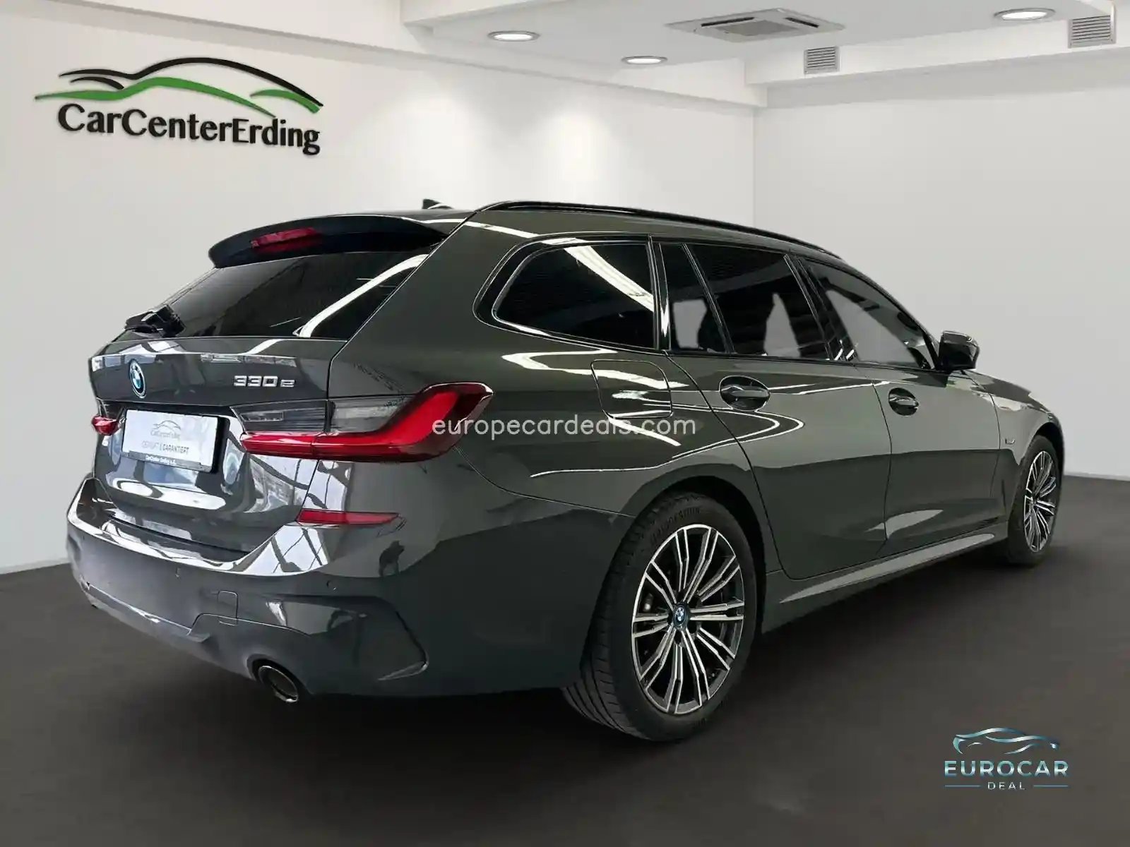 BMW 330