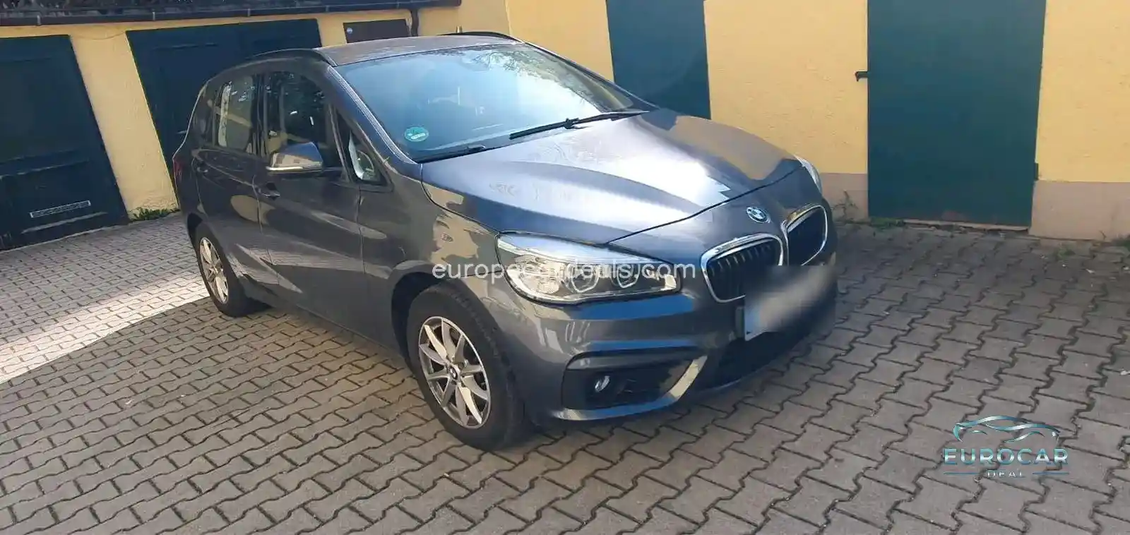 BMW 218