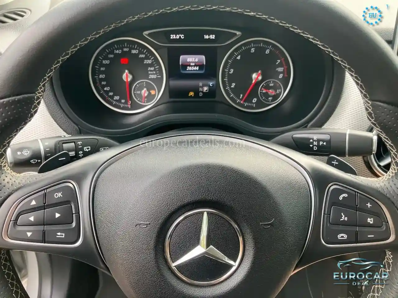 Mercedes-Benz B 180