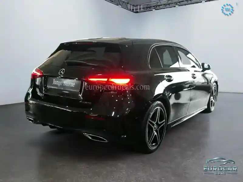 Mercedes-Benz A 220