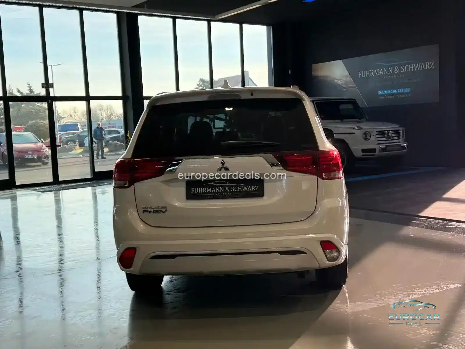 Mitsubishi Plug-in Hybrid Outlander