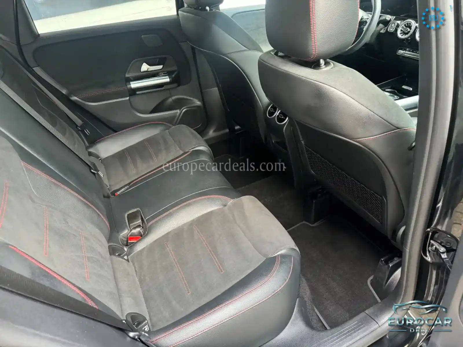 Mercedes-Benz B 220