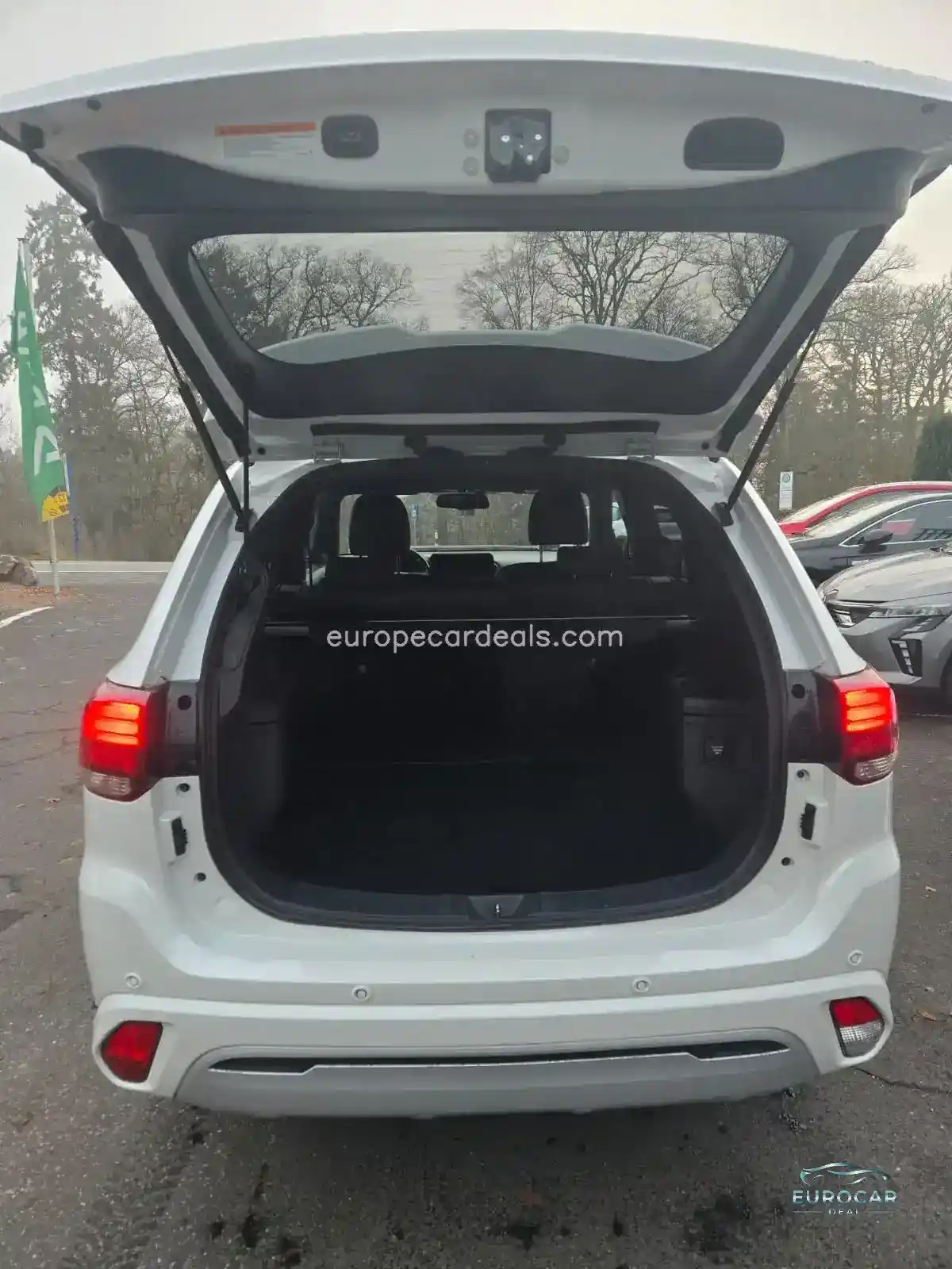 Mitsubishi Plug-in Hybrid Outlander