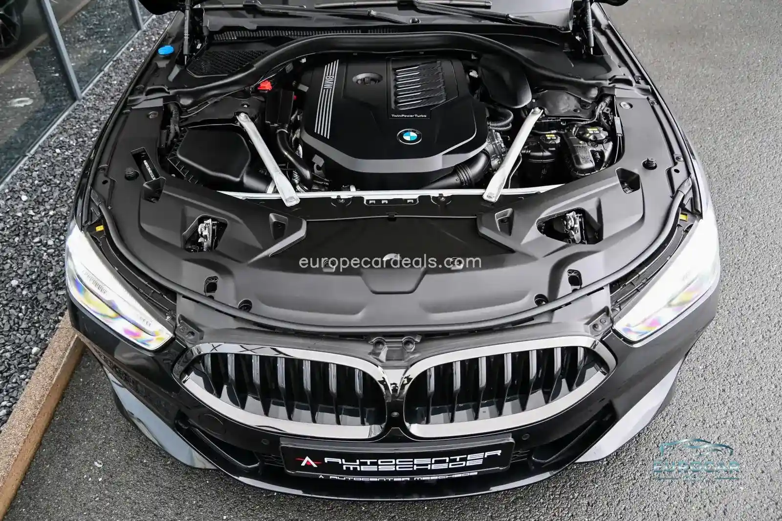 BMW 840