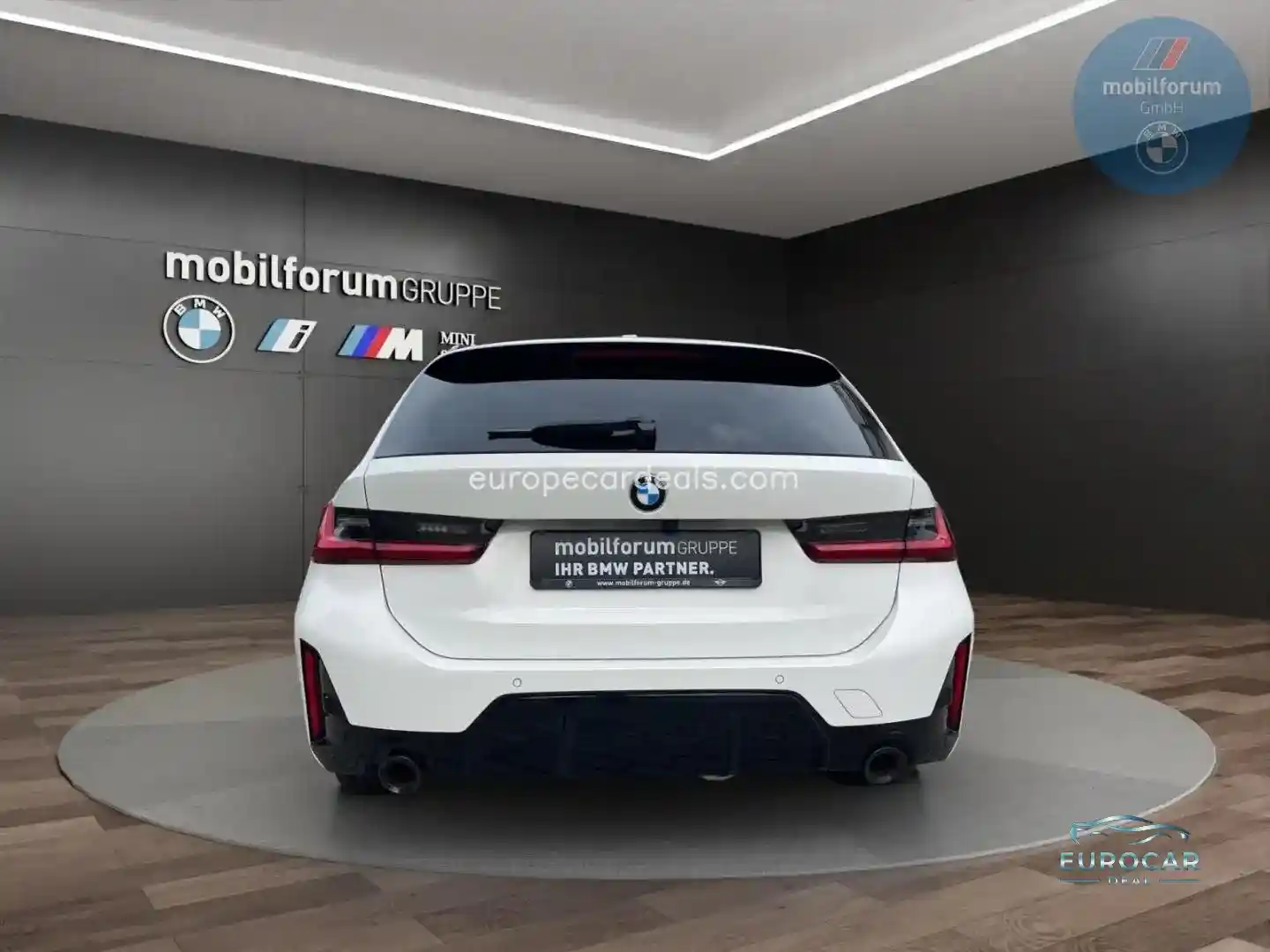 BMW 330