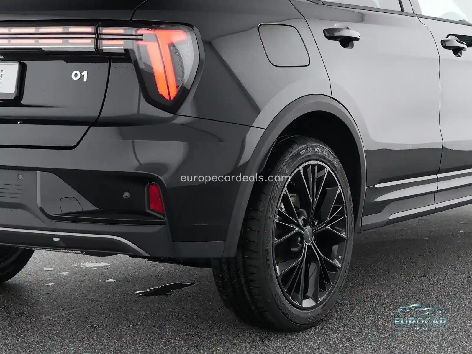 Lynk&Co 01