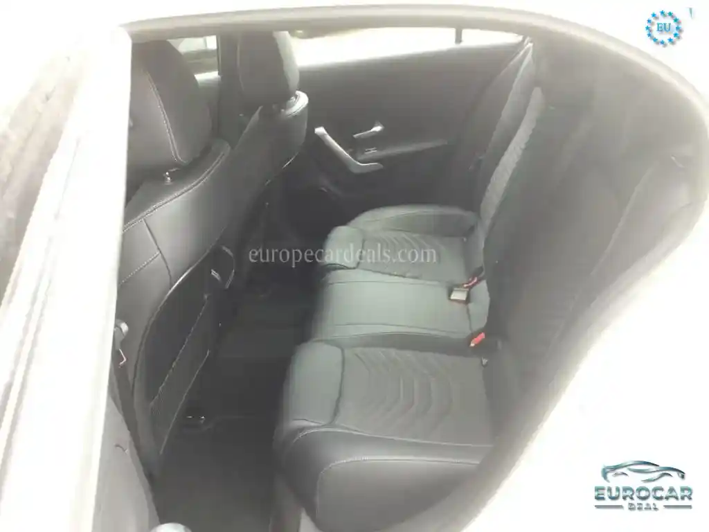 Mercedes-Benz A 220