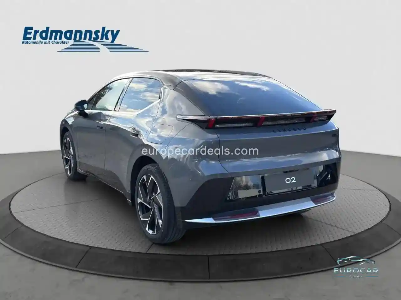 Lynk&Co 02