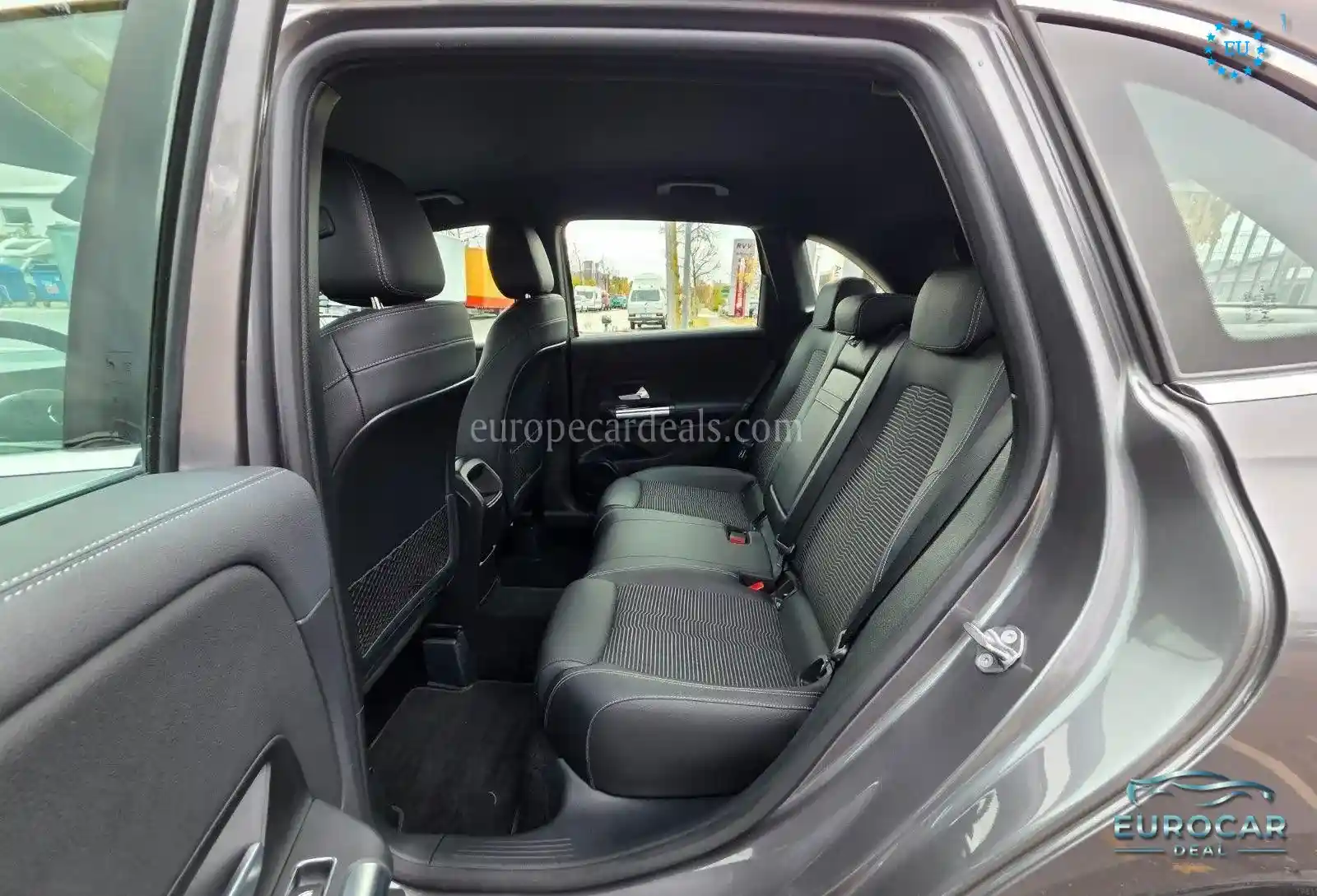 Mercedes-Benz B 220