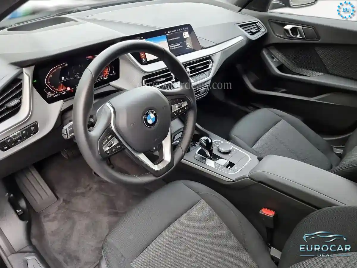 BMW 120