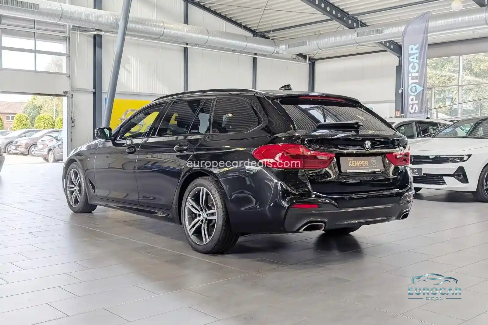 BMW 530