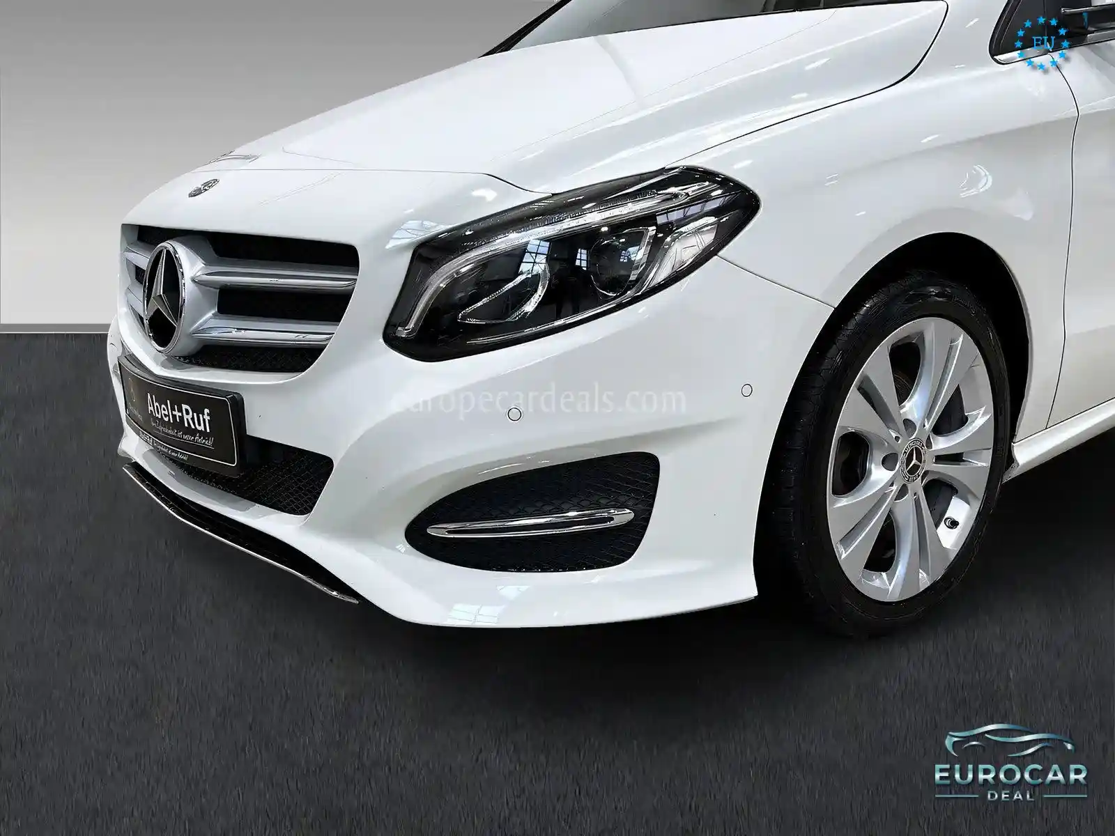 Mercedes-Benz B 200
