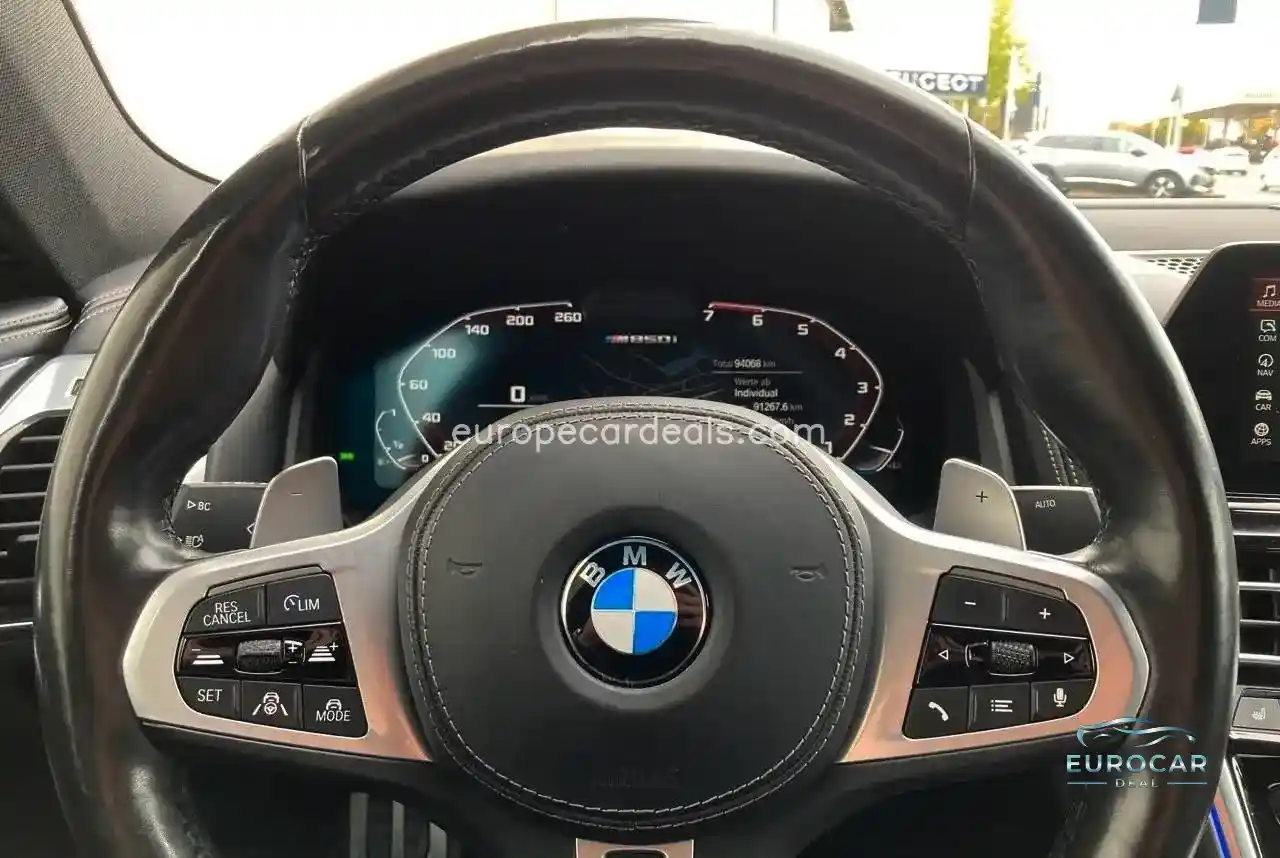 BMW M850