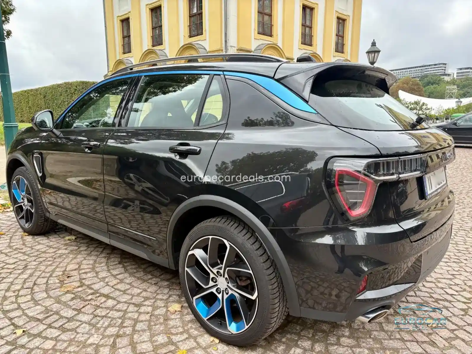 Lynk&Co 01
