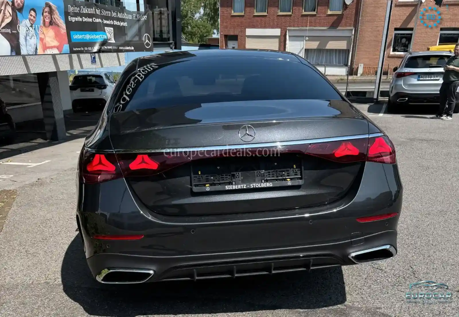 Mercedes-Benz E 200