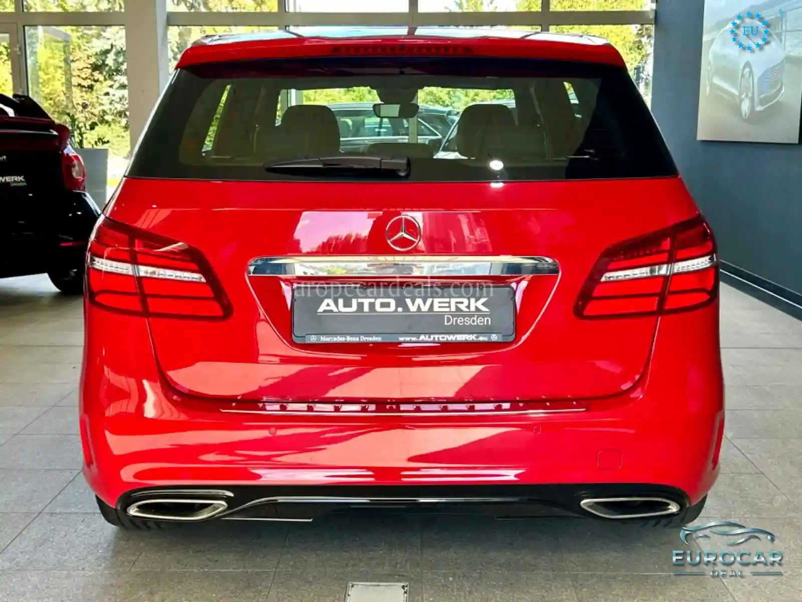 Mercedes-Benz B 180