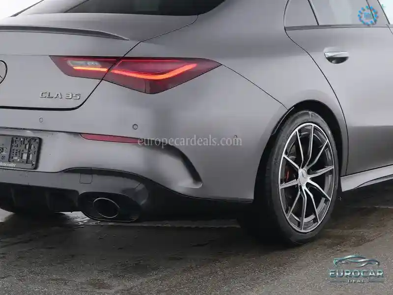 Mercedes-Benz CLA 35 AMG