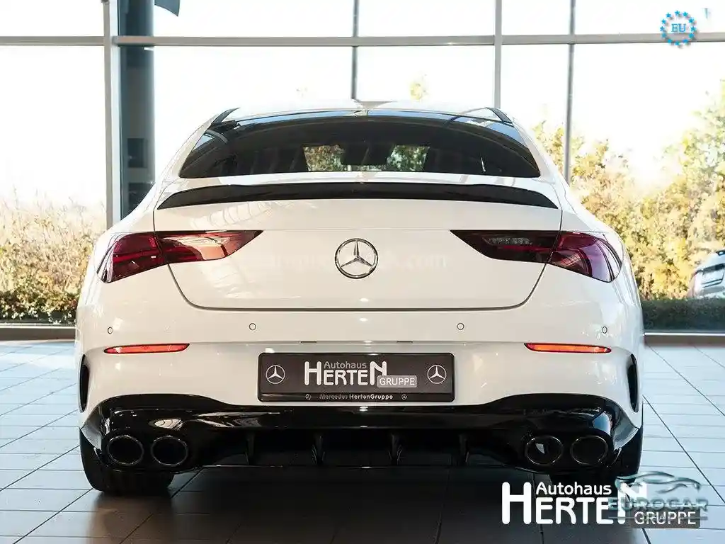 Mercedes-Benz CLA 45 AMG