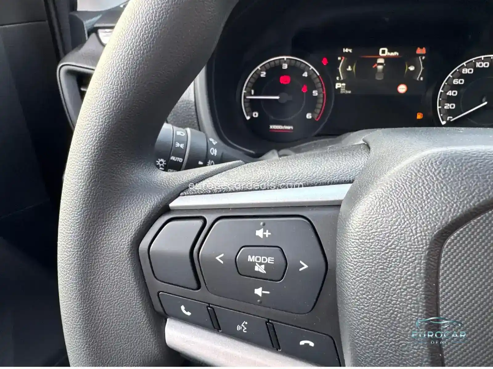 Space Cab 4×4 Aut. LS 120kW