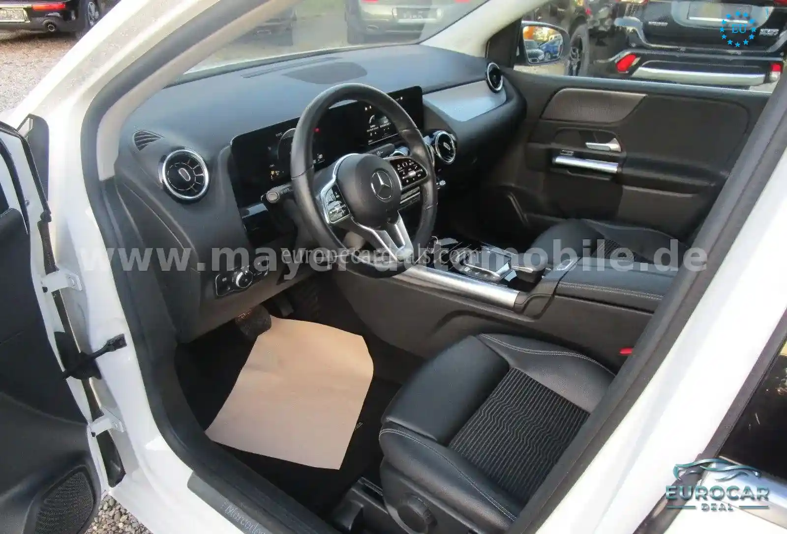 Mercedes-Benz B 180