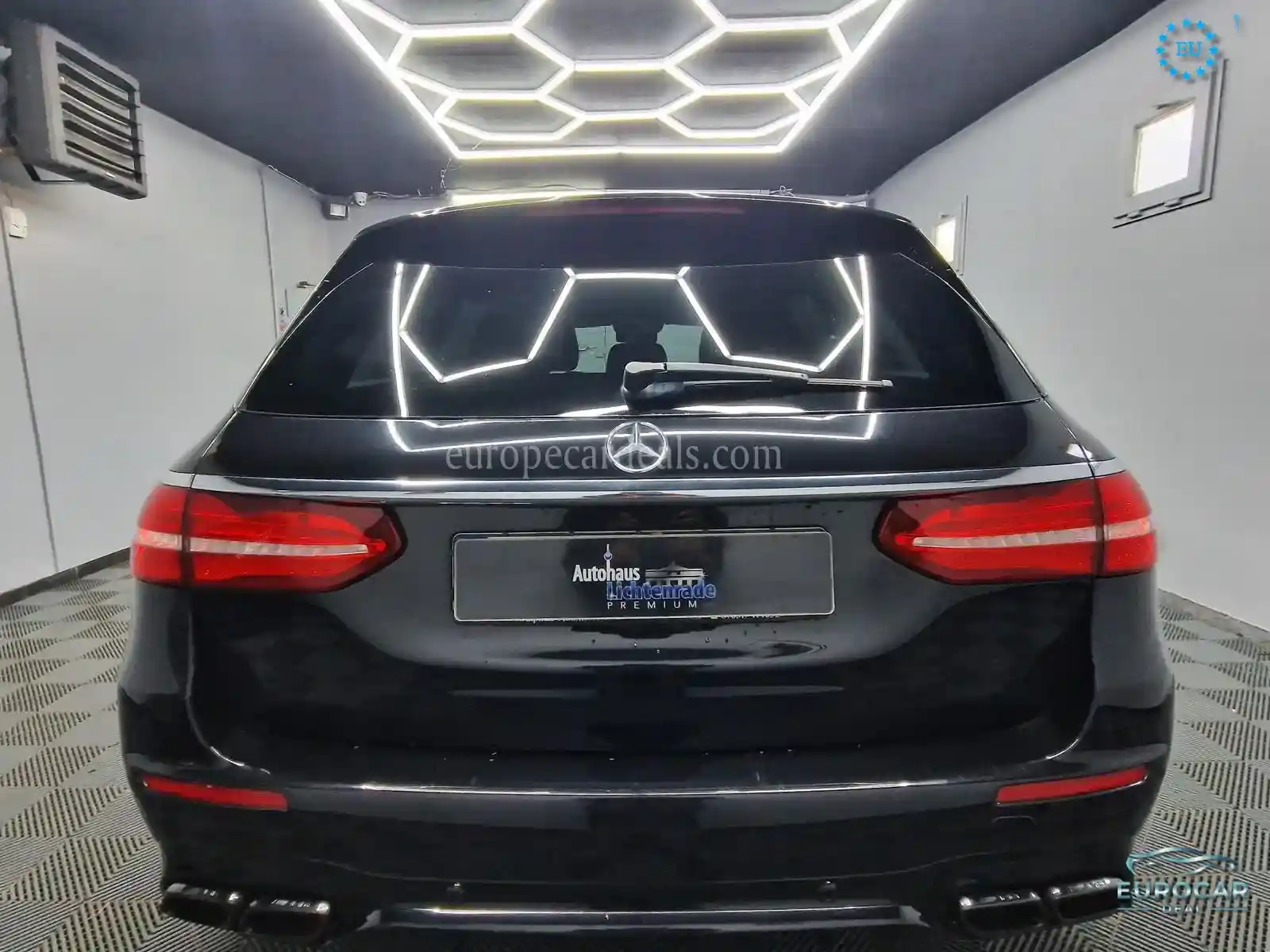 Mercedes-Benz E 63 AMG