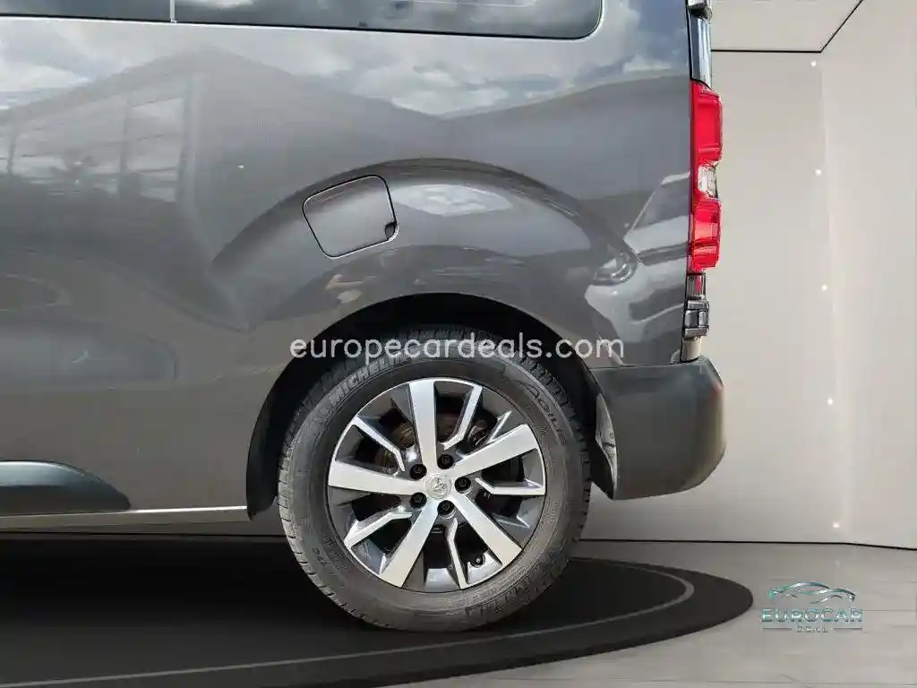 Toyota Proace (Verso)